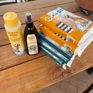 Burt’s Bees Dog & Puppy grooming set of 2 Shampoo & XL Training Pads Lot~Bundle